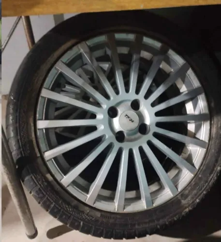 Rodas TSW 245/40 R18