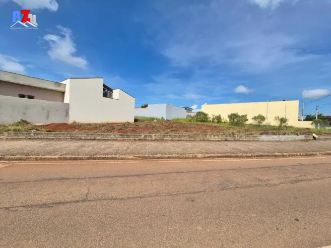 Excelente oportunidade de adquirir um terreno de 496