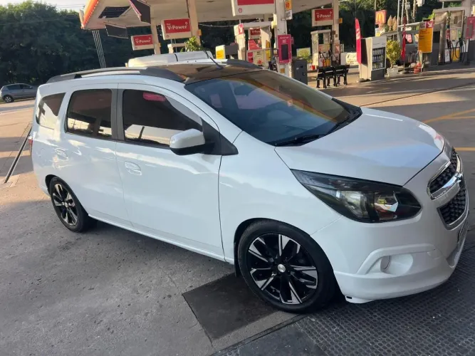 Chevrolet Spin LT 1.8 8V Econo.flex 5P Mec. 2016