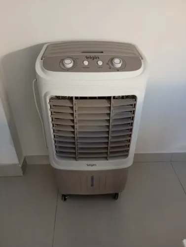 Climatizador 46 litros poucos dias usado