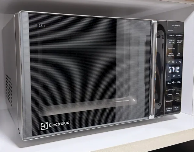 Micro-ondas Electrolux ME23S 23L