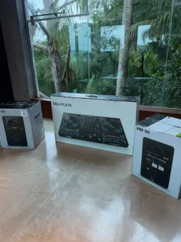 CONTROLADORA DDJ FLX 10 - usada 2x