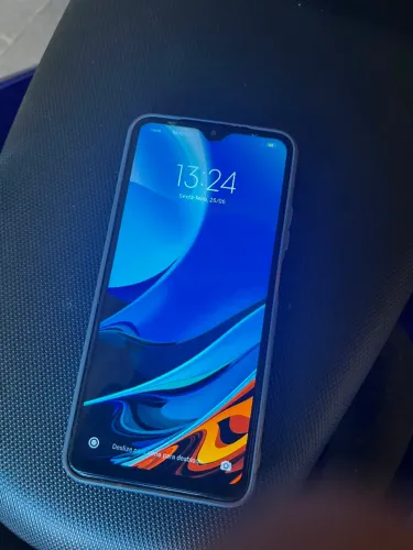 Celular redmi 9T semi novo