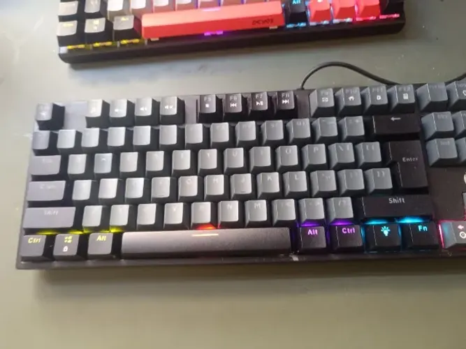 Teclado mecânico atom87 sumi edition