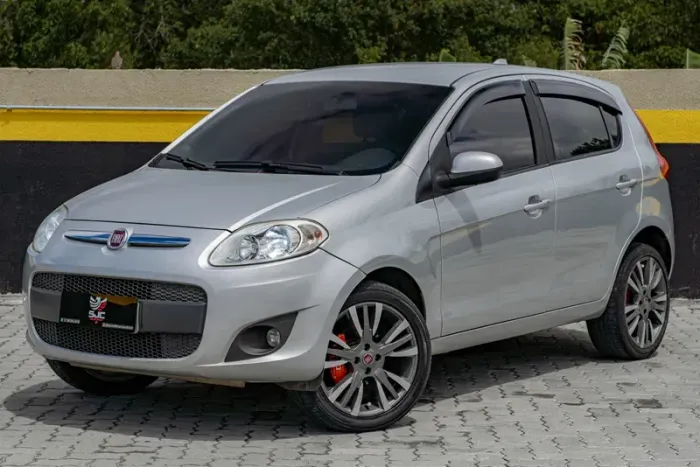 Fiat Palio Essence 1.6 Flex 16V 5P 2015