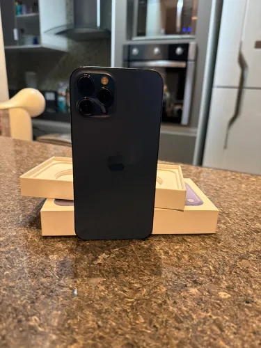 Vendo IPhone 12 PRO MAX 256gb