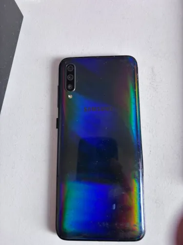 Celular A70