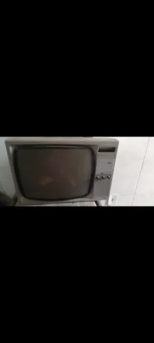 TV Philips Linear Vintage 17 polegadas - Para colecionador ou cenografia