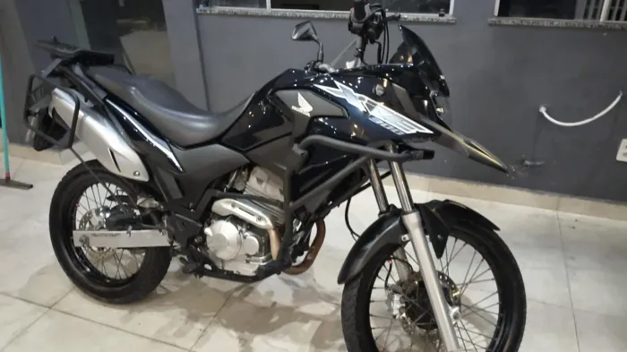HONDA XRE 300 ABS ANO 2019 REVISADA SELADA SEM DETALHE 