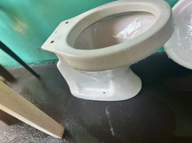 Vaso Sanitário Deca Ravena Branco (Para Válvula Hydra) - Ótimo Estado! ?