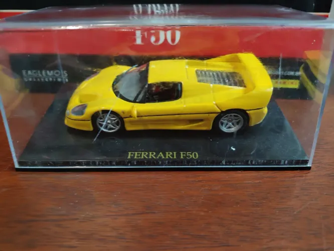 Carrinho coleção Ferrari F50