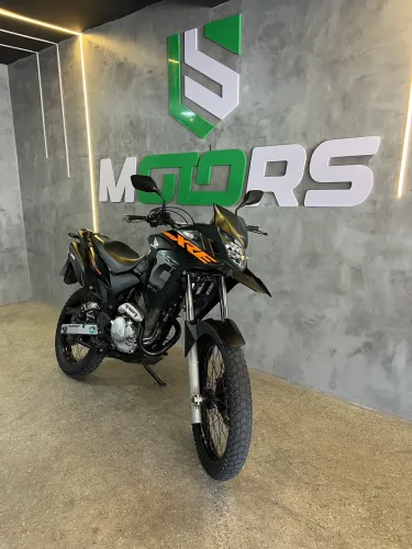 XRE 300 2021