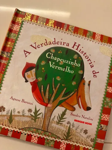Livro A Verdadeira História De Chapeuzinho Vermelho 
