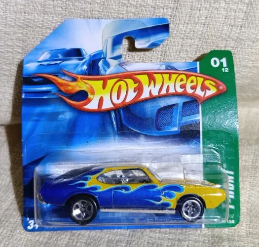 Hot Wheels '69 Pontiac GTO da série Treasure Hunt de 2007