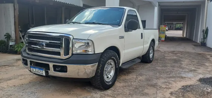 Ford F-250 XLT 4.2 TB Diesel 2004