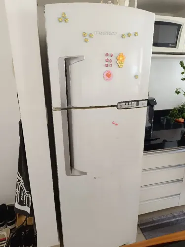 Geladeira para consertar Brastemp