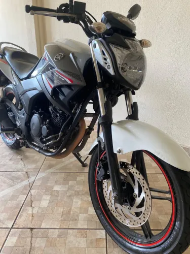 YAMAHA YS 250 FAZER BLUEFLEX