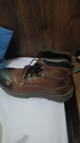 Vendo bota carterpilla