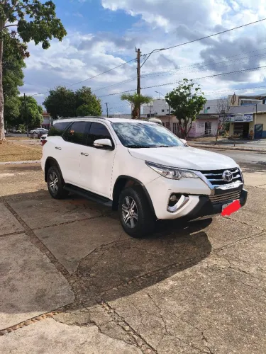 Toyota Hilux SW4 SR 4X2 2.7/ 2.7 Flex 16V Aut. 2017