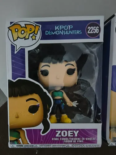 Bonecos Colecionáveis Guerreiras do K-POP - Zoey e Rumi - Novos na Caixa