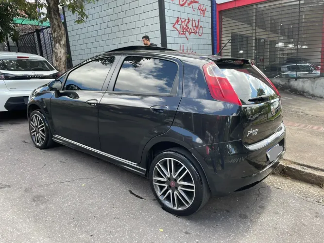 Fiat Punto Sporting 1.8 Flex 8v/16v 5P 2008