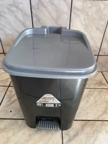 Lixeira quadrada 15 L