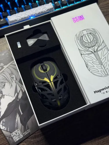 Mouse WLMOUSE Strider | NOVO + GARANTIA | PAW3950HS, Omron Optical, 8K, Magnesium mouse