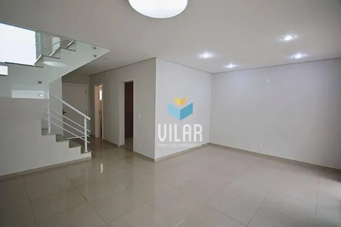 Sobrado de 3 quartos a venda no condomínio Arvoredo