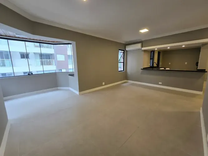 Apartamento reformado para locação no condomínio Itapecuru alphaville em Barueri - SP.