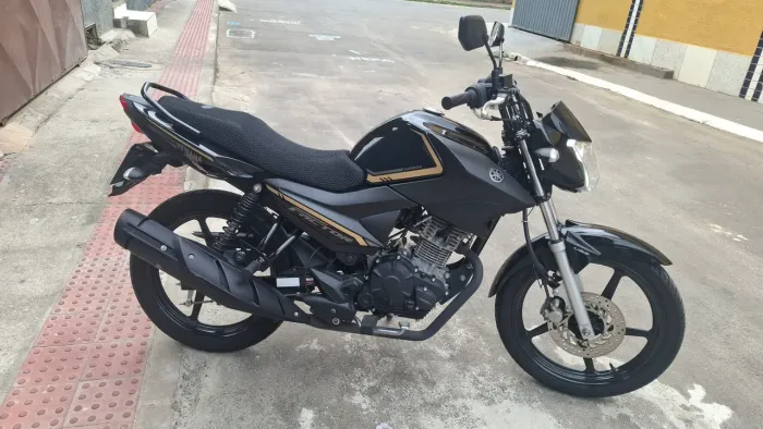 Vendo Moto Factor ano 2024/24