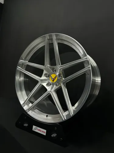 Jogo De Roda Corvette C8 Forged Aço Escovado 5x120 - 20x10 e 21x13
