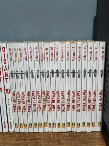 Monster edição tanko da Panini do 1 ao 18