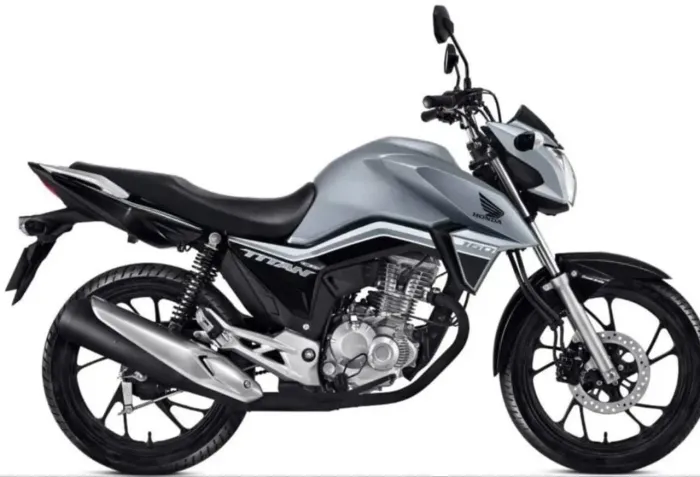 Titan 160 muito nova !