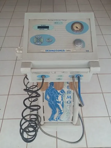 Vendo Um Aparelho para estética