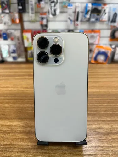 iPhone 13 Pro 128 gigas gold 