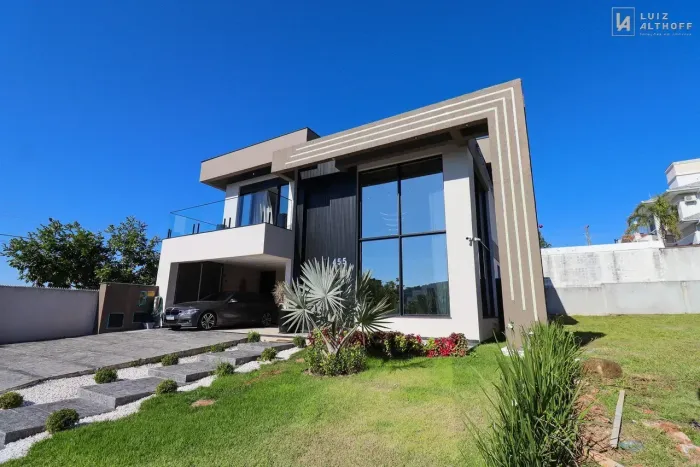 Casa à venda, 4 dormitórios, 3 suítes - Reserva da Pedra, Palhoça/SC