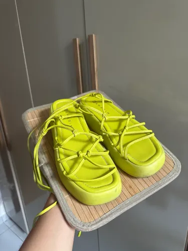 Sandália Papete Verde - N 37