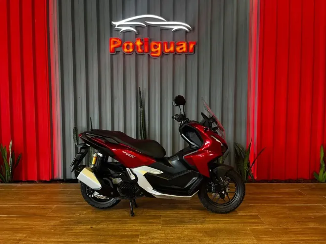 HONDA ADV 