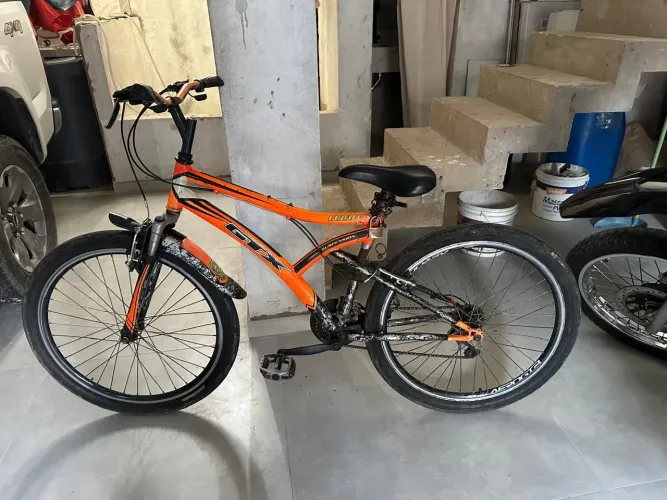 Bicicleta aro 26 GTX com marcha