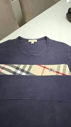 Camiseta Burberry