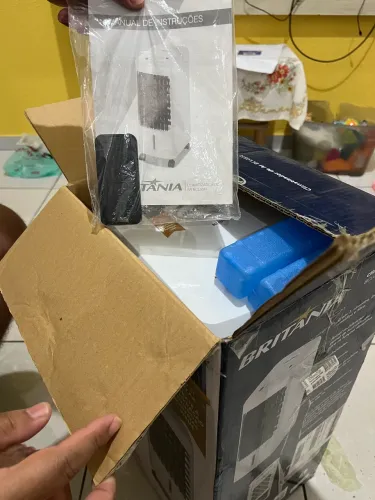 Vendo climatizador de ar na caixa novo