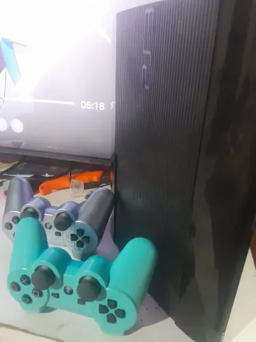 Ps3 Super Slim 320gb 2 Controles Originais com 23 jogos excelente estado