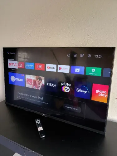 TV TCL ANDROID 43* COM NOTA FISCAL, SUPORTE MOVEL, CONTROLE ORIGINAL. TODA PERFEITA.