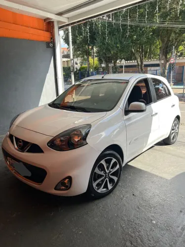 Nissan March SL 1.6 16V Flex Fuel 5P 2016