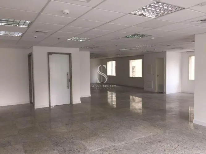 CONJ. COMERCIAL em Consolação - São Paulo