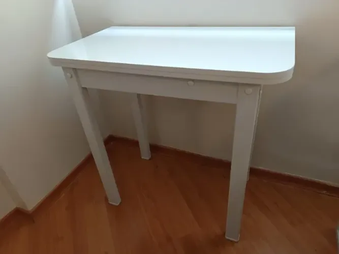 Mesa dobrável para refeição - até 4 pessoas