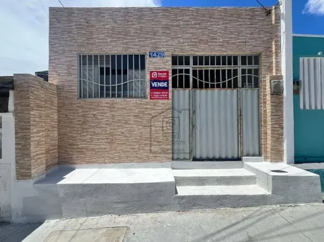 Encantadora Casa Recém-Reformada à Venda em Lagoa Seca - 4 dormitórios, 100 m² - Natal/RN
