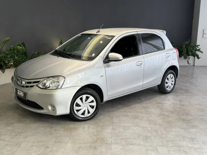 Toyota Etios XS 1.5 Flex 16V 5P Aut. 2017