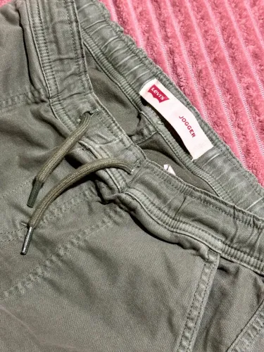 CALÇA LEVI?S JOGGUER  8/11 anos