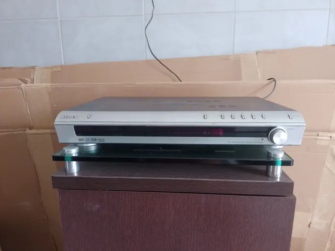 CD/Dvd Sony Home Theatre DAV DZ 100 LEIA